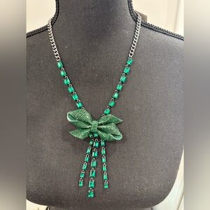 Betsey Johnson Elegant Green Bow Necklace